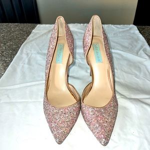 Betsy Johnson Sparkling pumps
